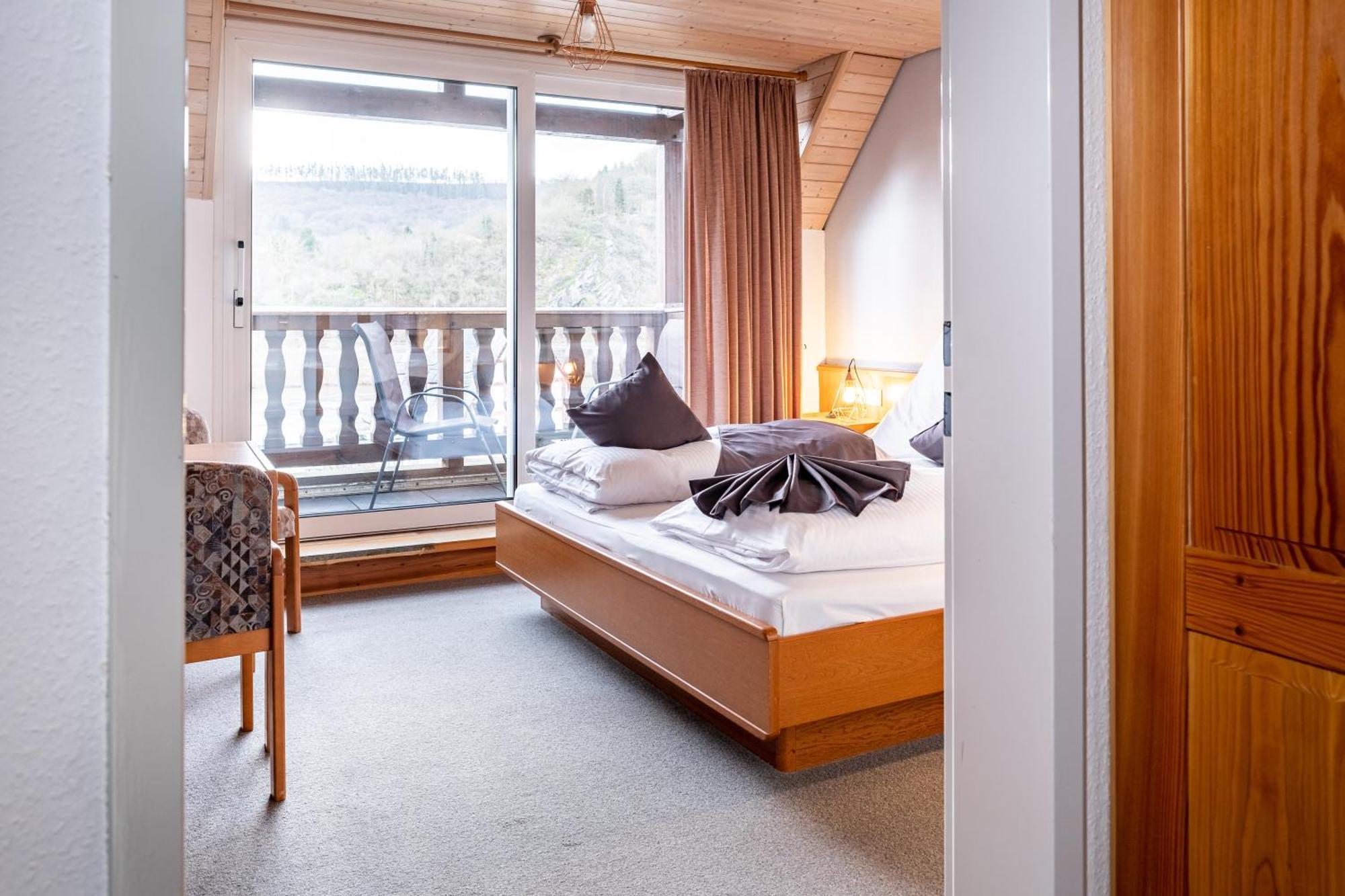 Mike'S Mosel Lodge Treis-Karden Bagian luar foto
